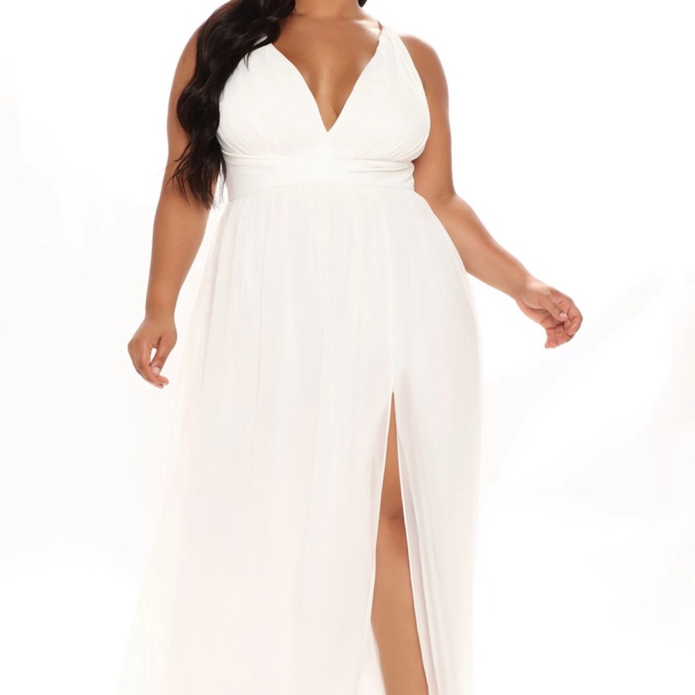 Brand new fashion nova wedding dress, never worn, with tags